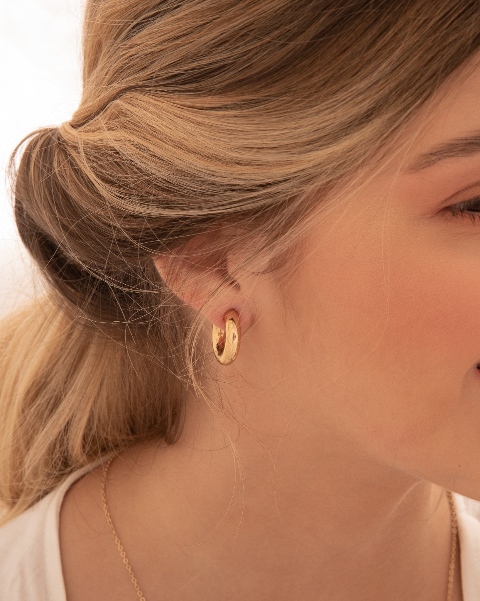 Classic Essentials Hoops - S